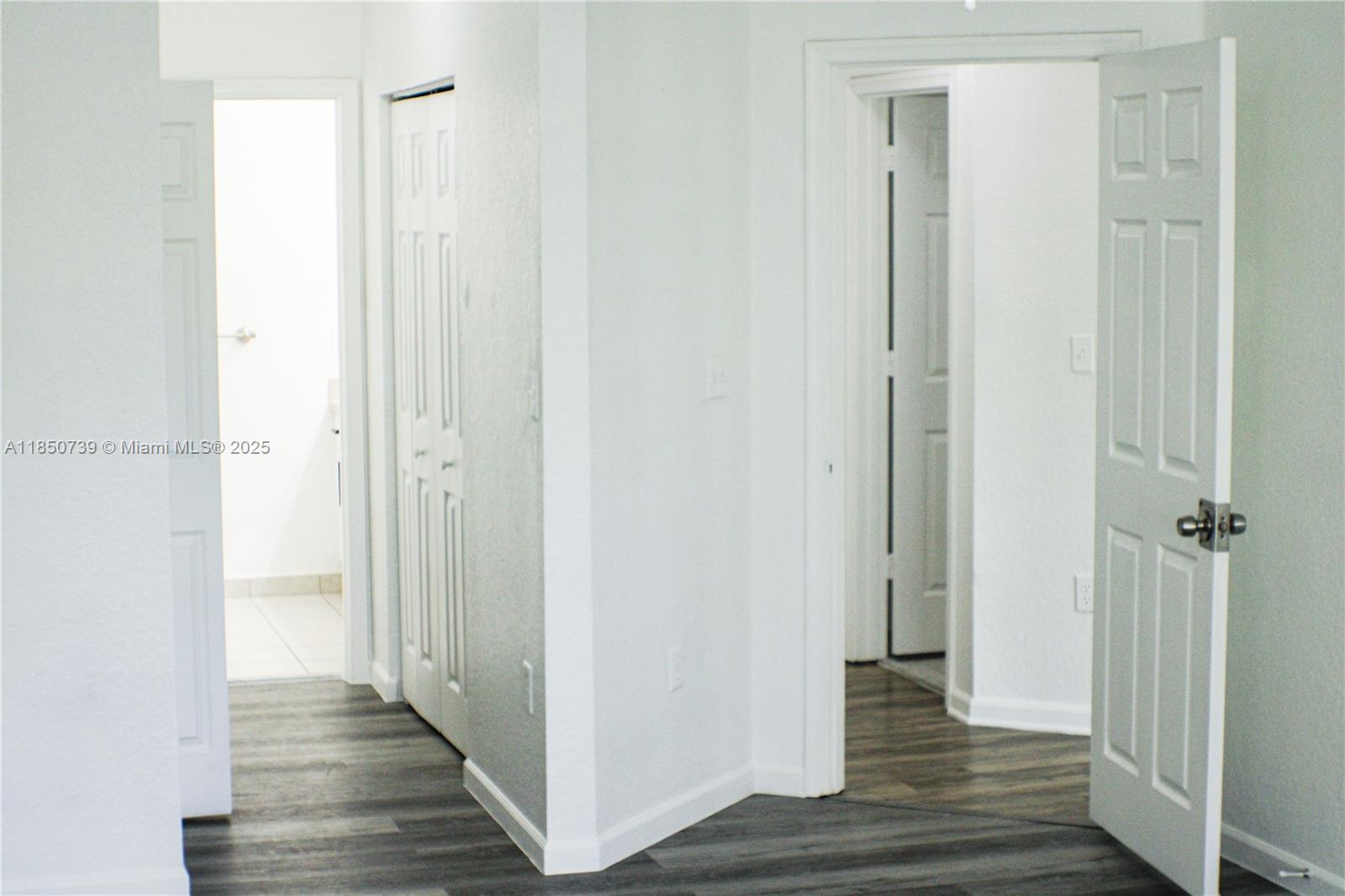 ROYAL RIVER CONDO - Residential