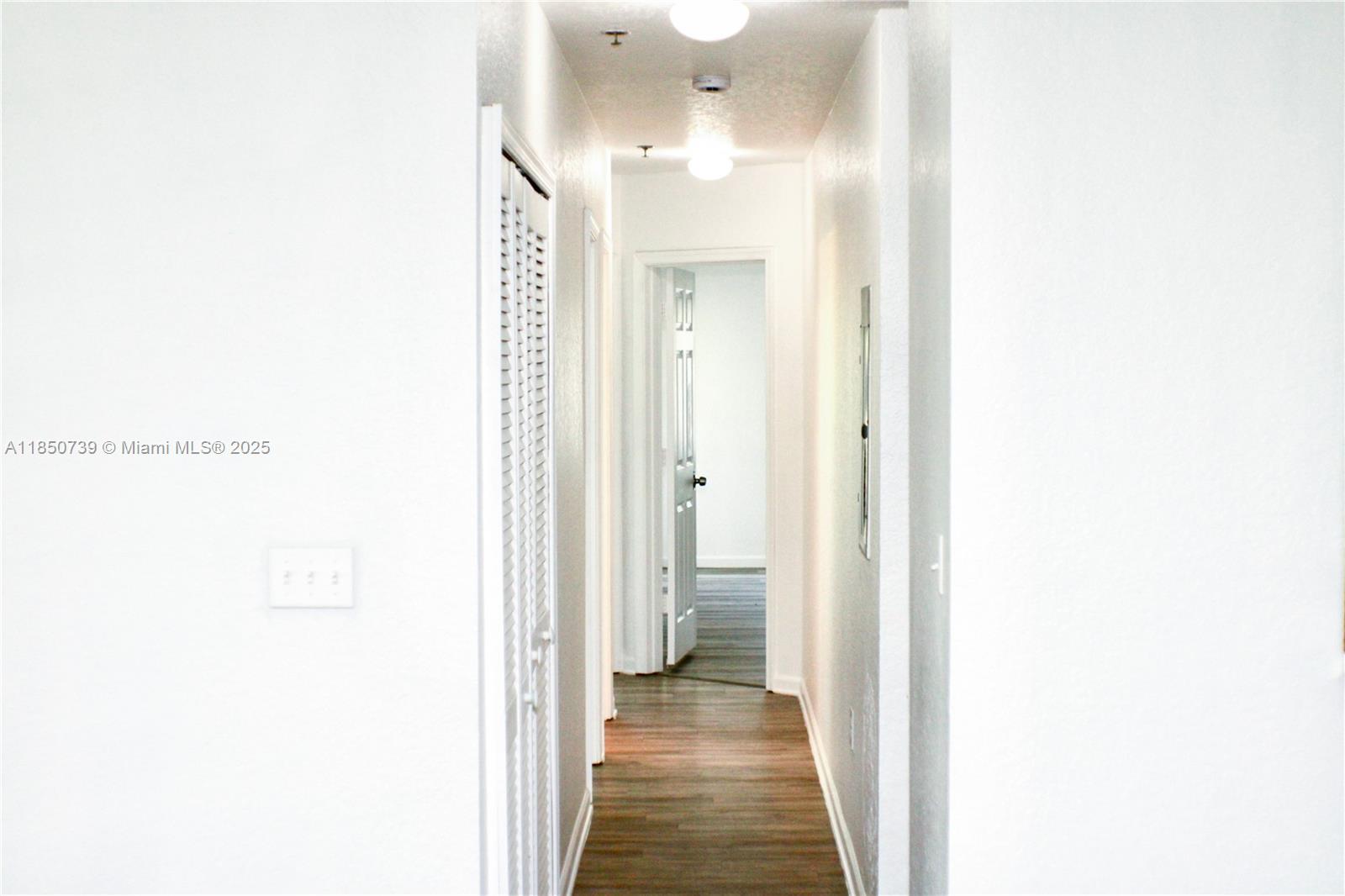 ROYAL RIVER CONDO - Residential