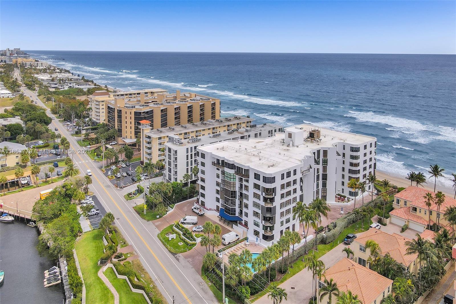 HILLSBORO OCEAN CLUB COND - Residential