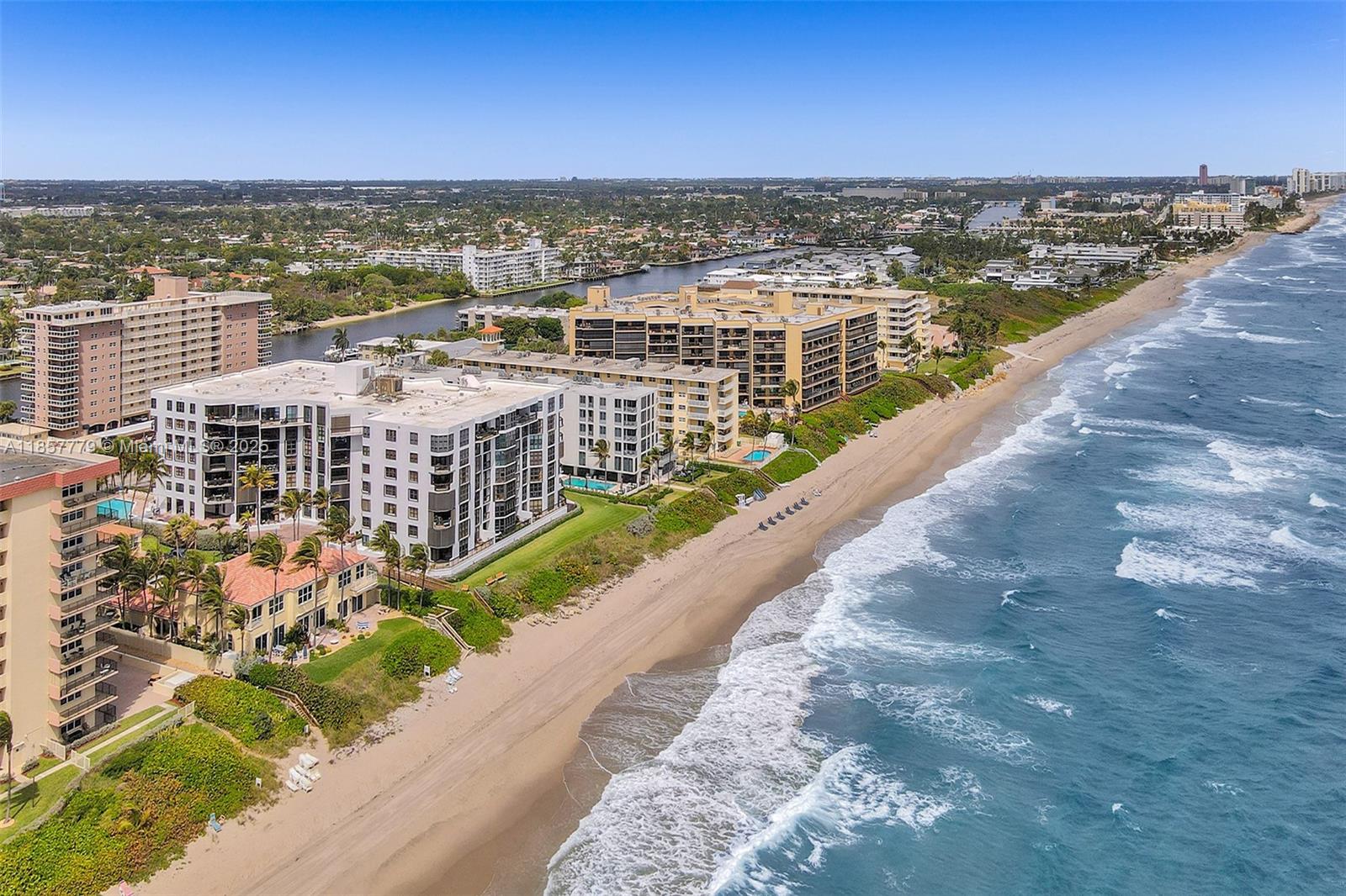 HILLSBORO OCEAN CLUB COND - Residential
