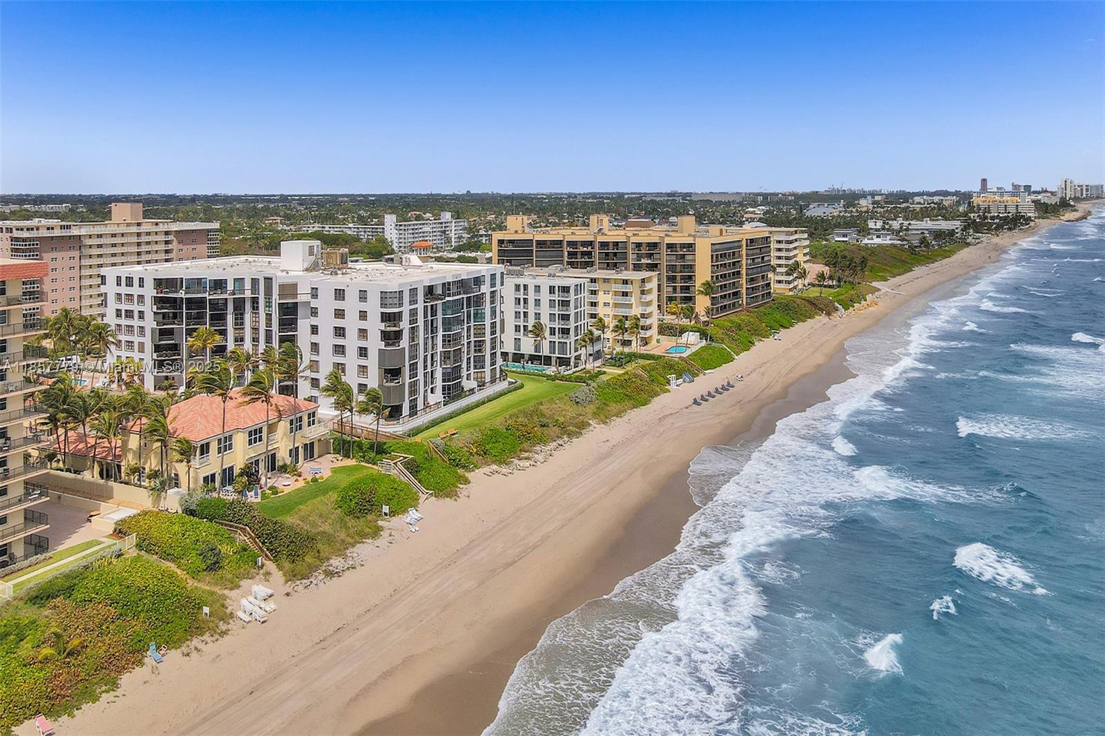 HILLSBORO OCEAN CLUB COND - Residential