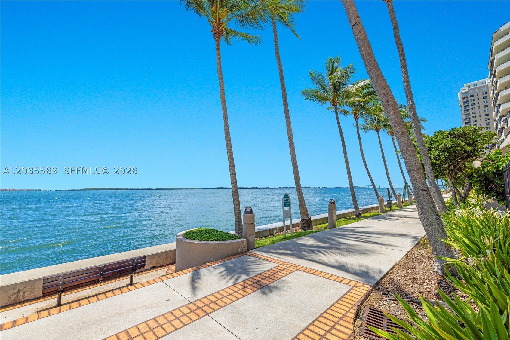 540 Brickell Key Dr 1514