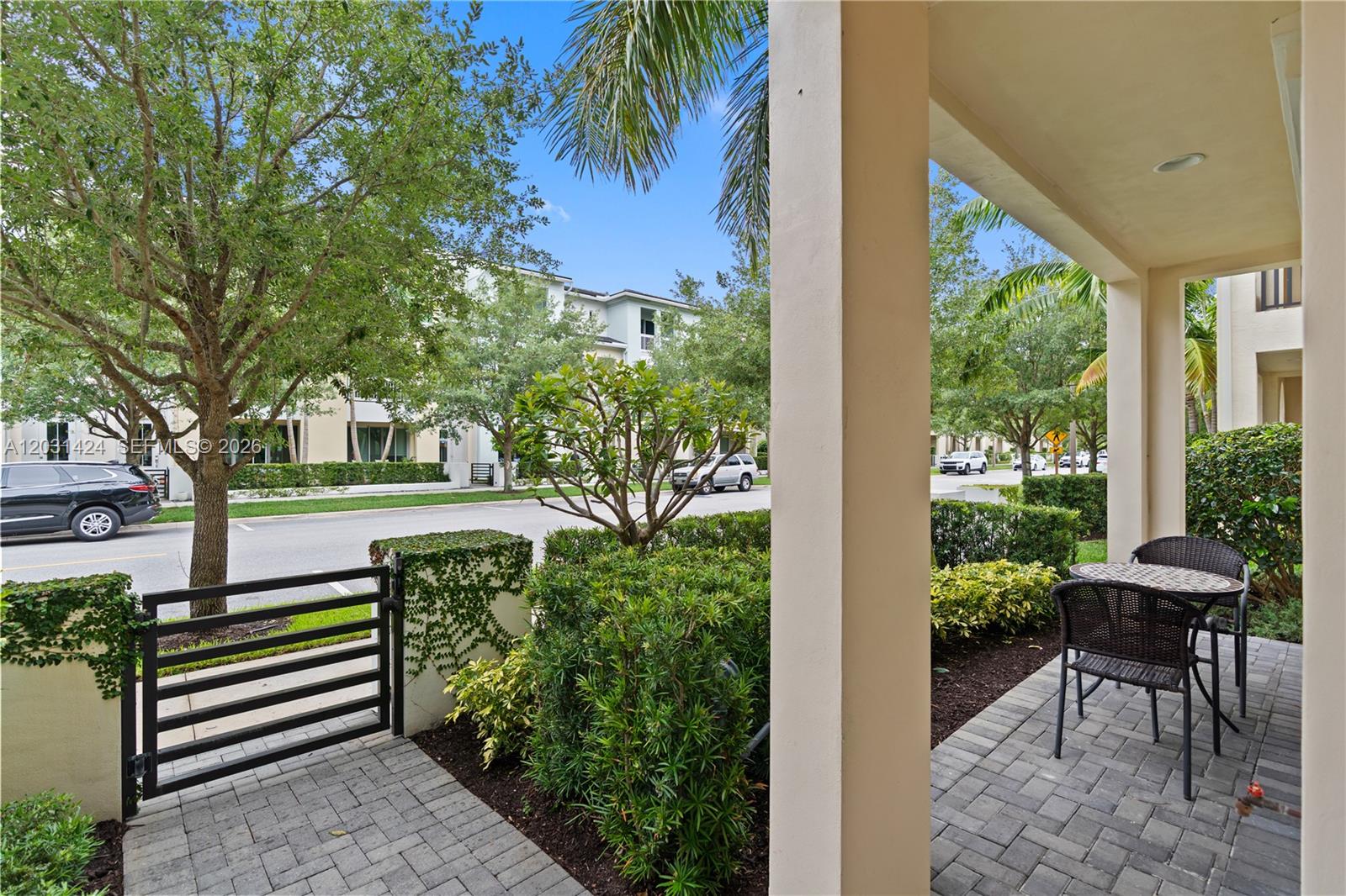 5221 Beckman Ter
