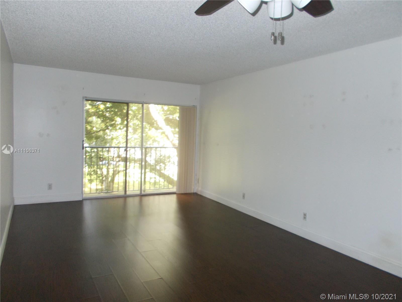 LAKESHORE AT UNIVERSITY P - Residential Lease