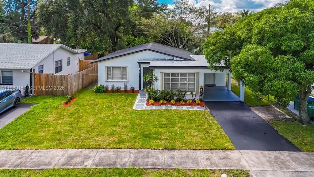 Photo of 2714 NW 13th St, Fort Lauderdale, FL (MLS # A11989151)