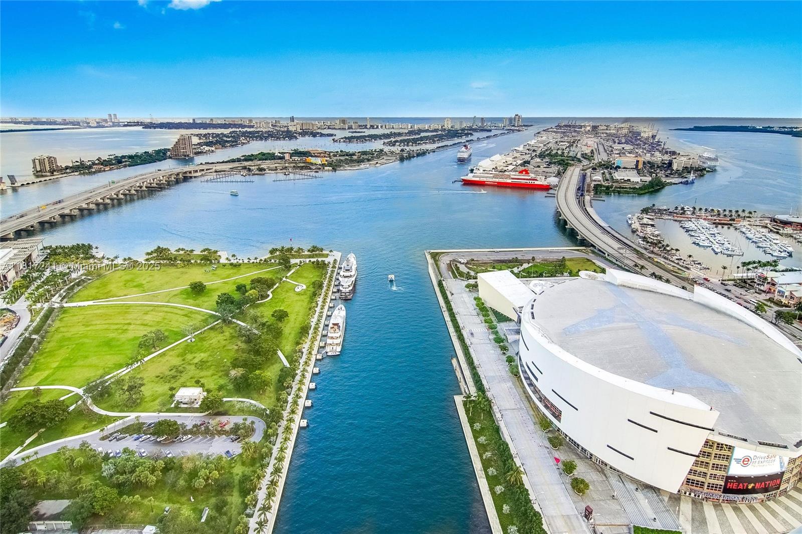 Rental Property at 888 Biscayne Blvd 3811, Miami, Broward County, Florida - Bedrooms: 1 
Bathrooms: 2  - $3,500 MO.