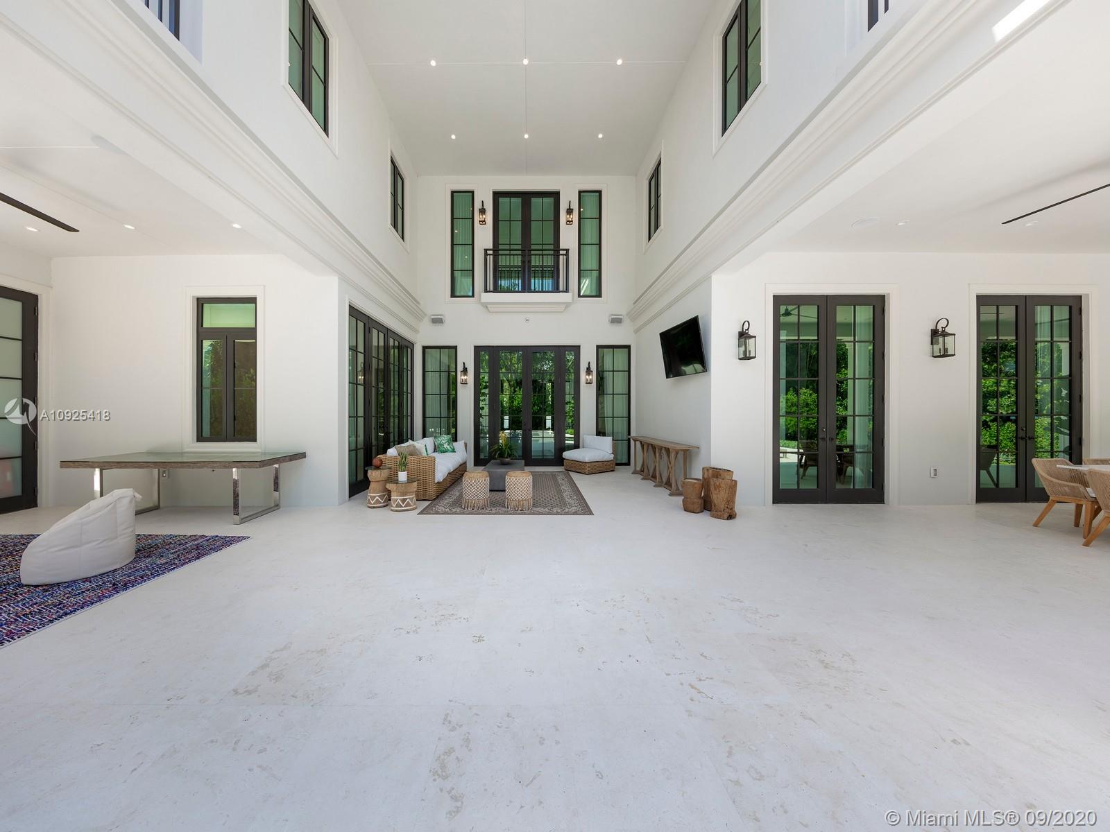 SNAPPER CREEK LAKES SUB - Residential