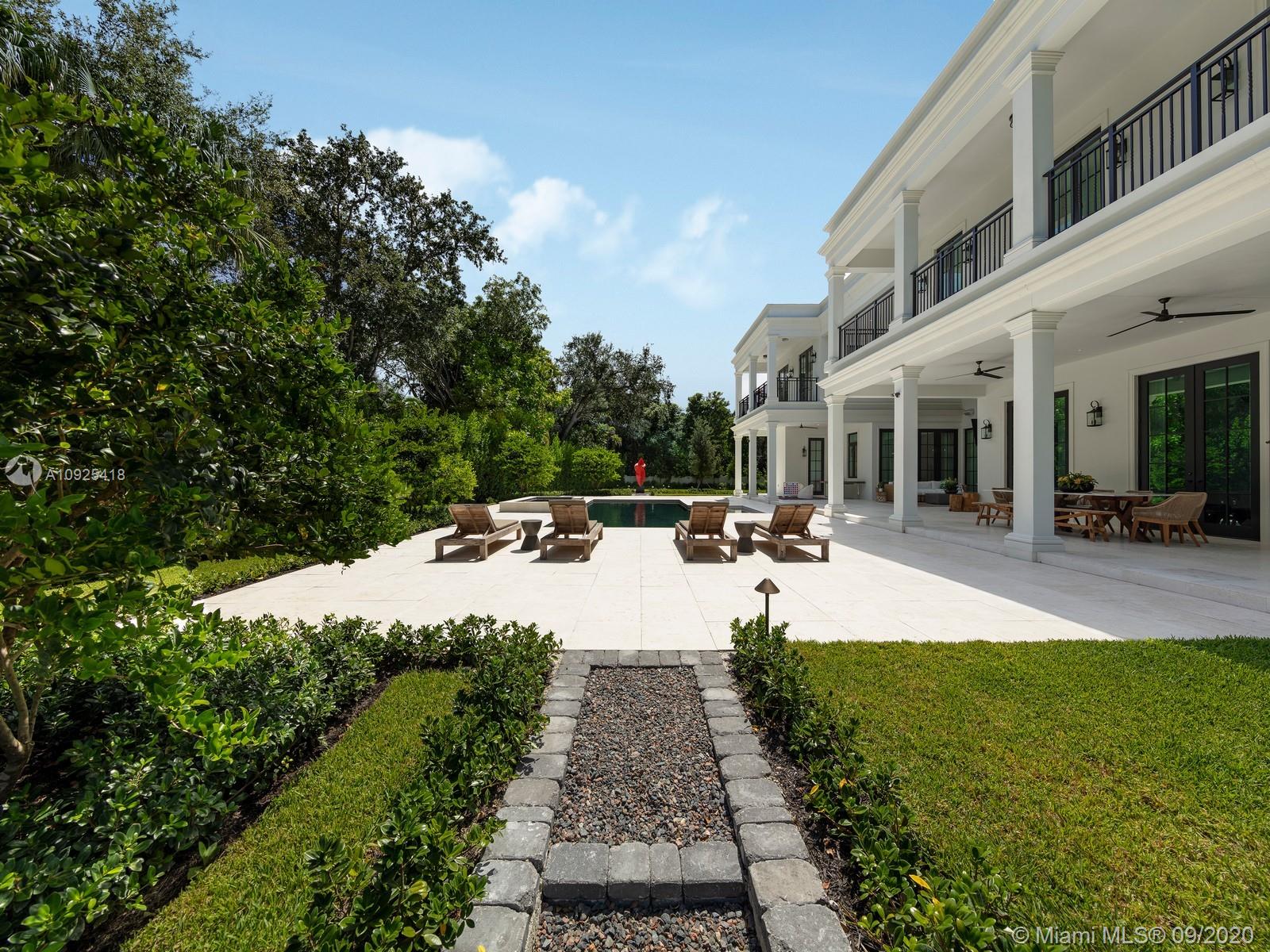 SNAPPER CREEK LAKES SUB - Residential