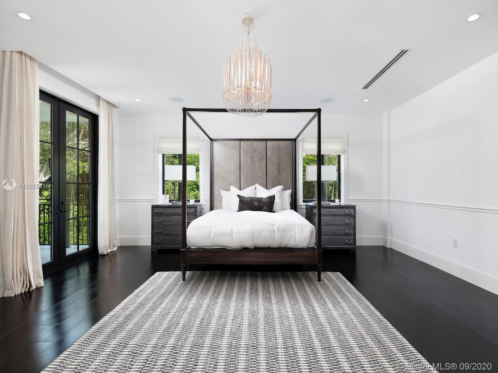 SNAPPER CREEK LAKES SUB - Residential