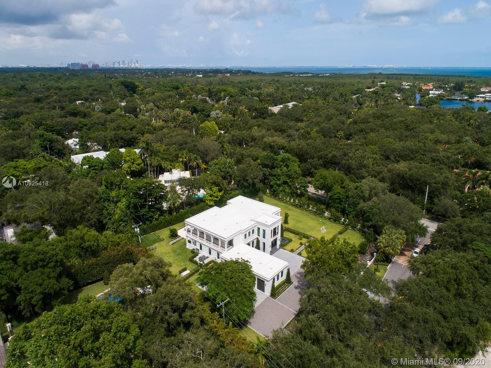 SNAPPER CREEK LAKES SUB - Residential