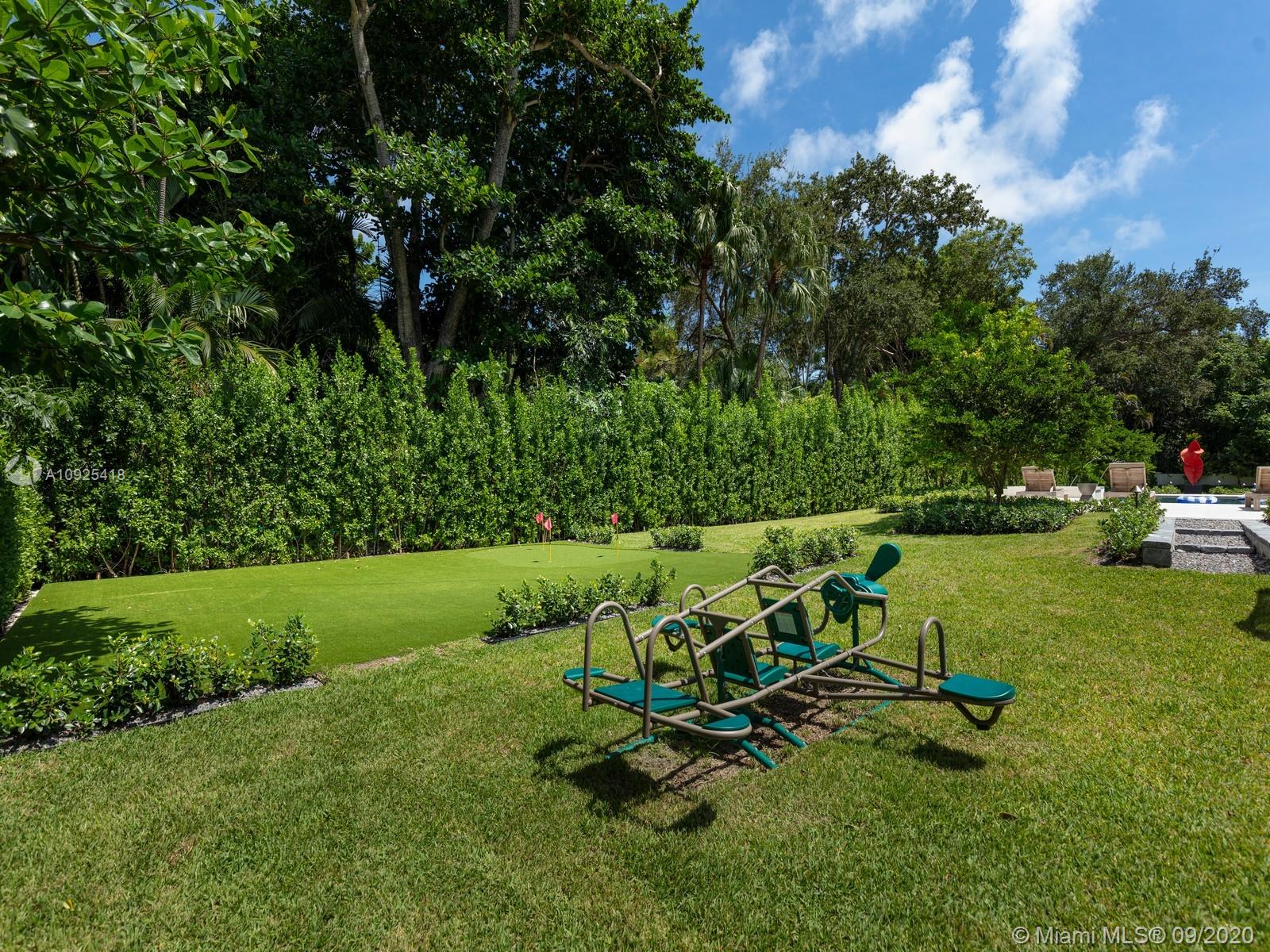 SNAPPER CREEK LAKES SUB - Residential