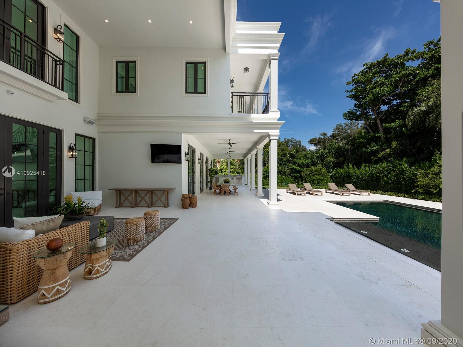 SNAPPER CREEK LAKES SUB - Residential