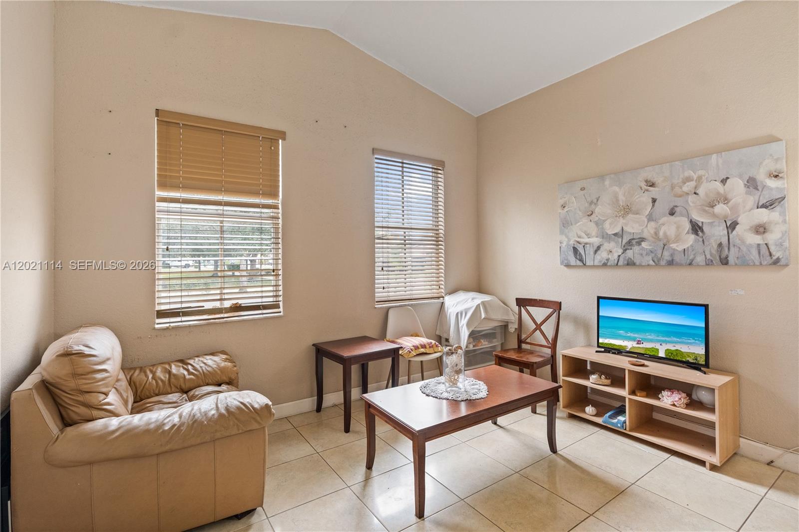 CENTURY GARDENS - Residential