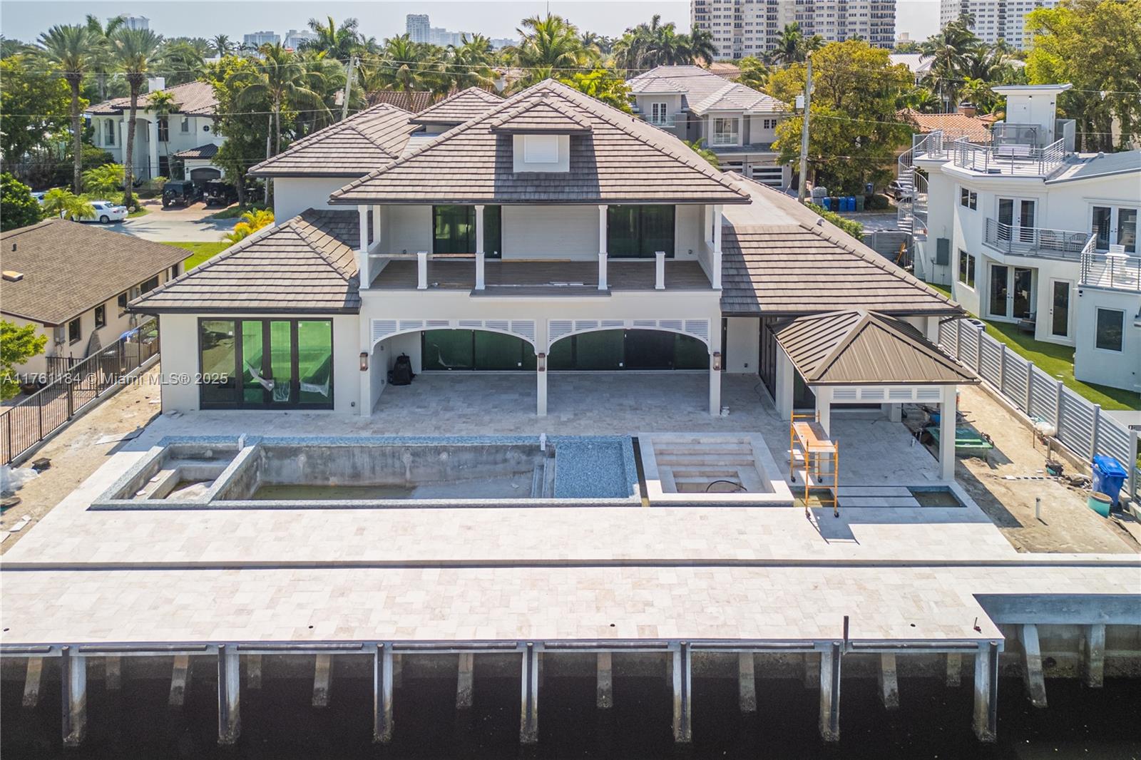 LAUDERDALE SHORES REAMEN - Residential