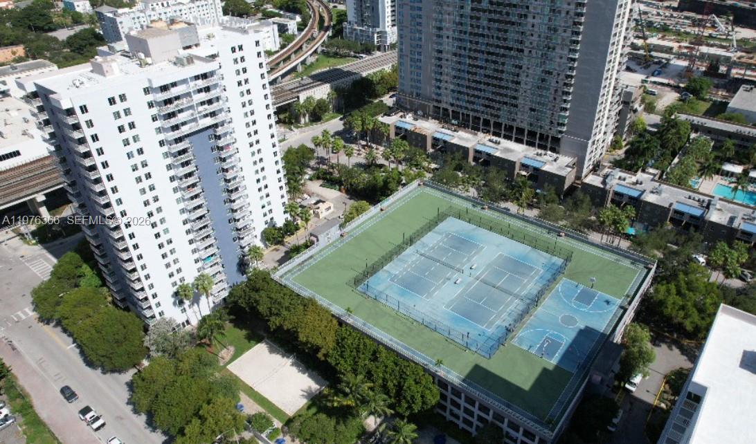 Madison Condominium - Residential Lease