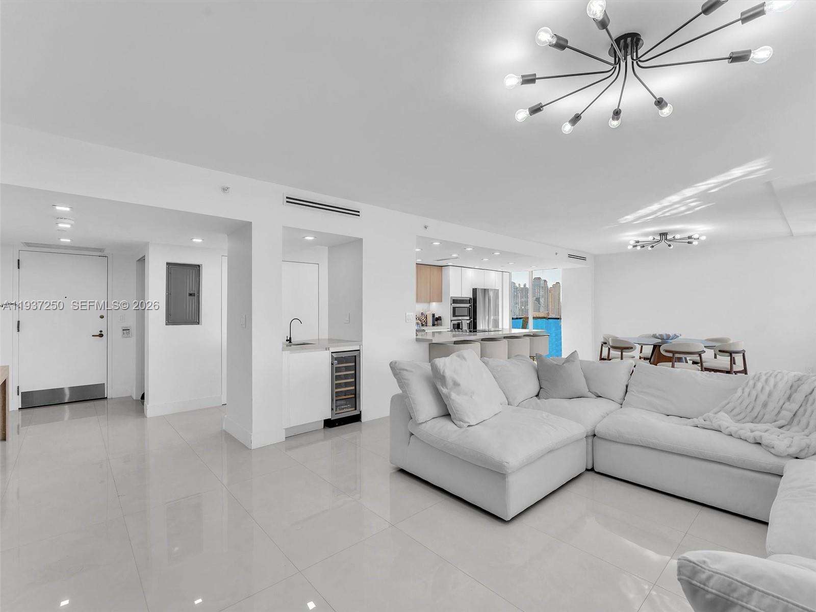 TURNBERRY ISLE - Residential