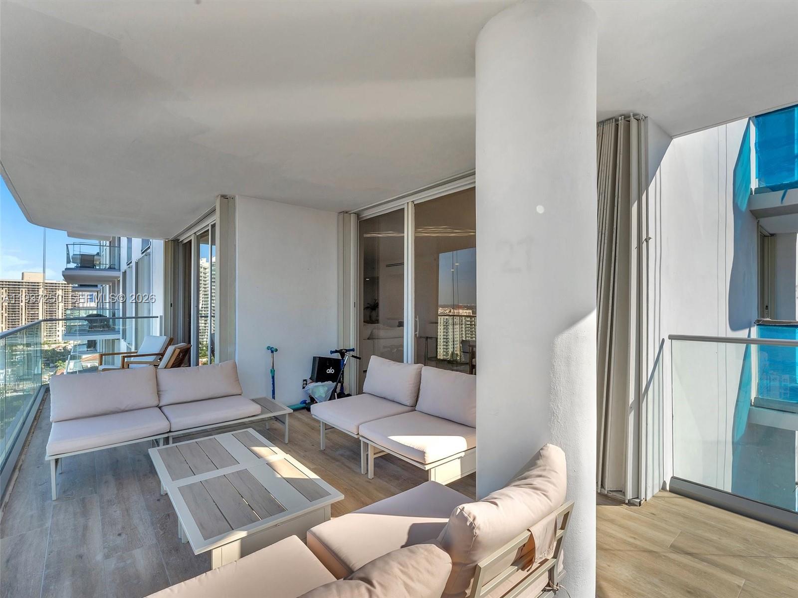 TURNBERRY ISLE - Residential