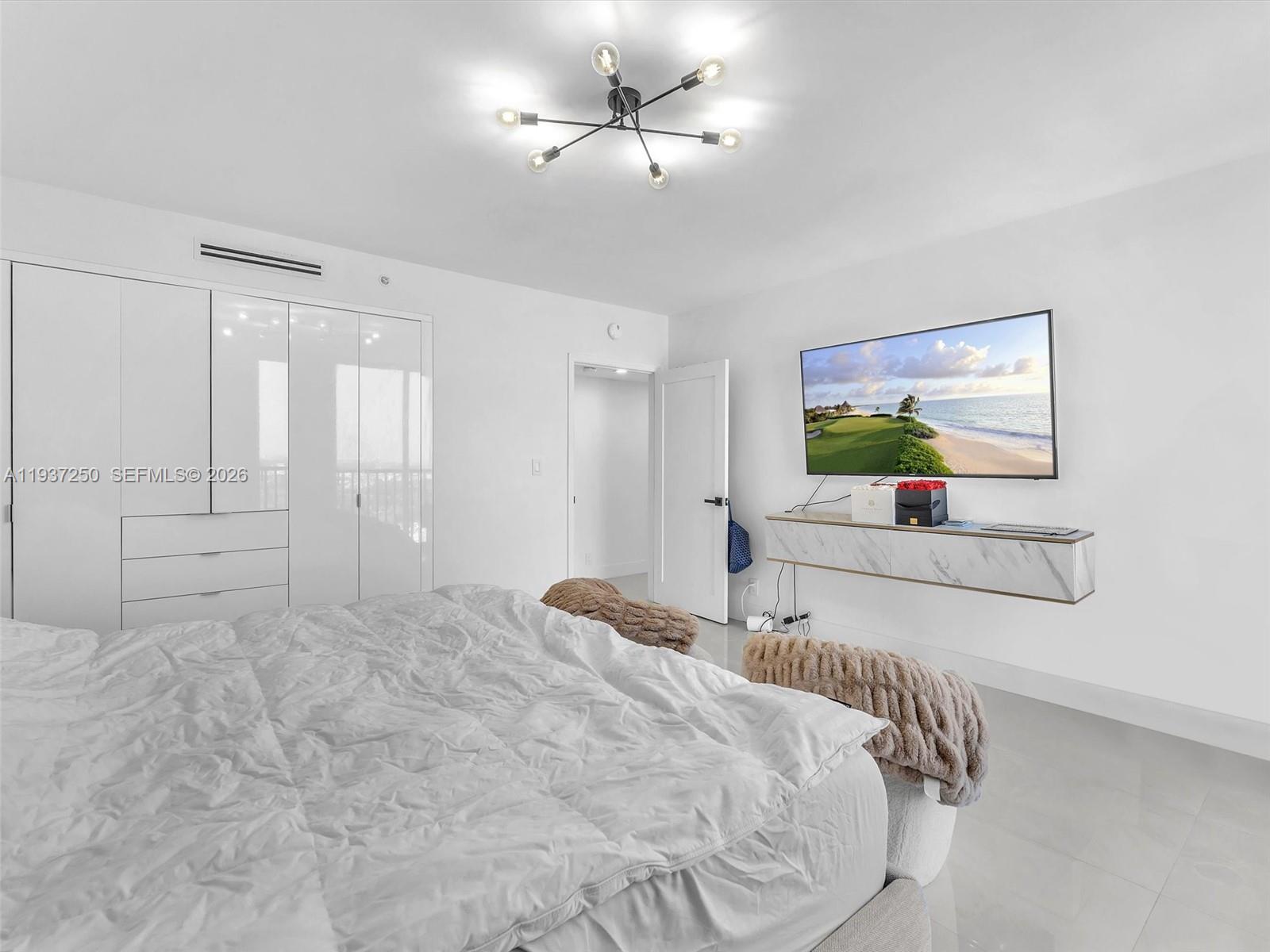 TURNBERRY ISLE - Residential