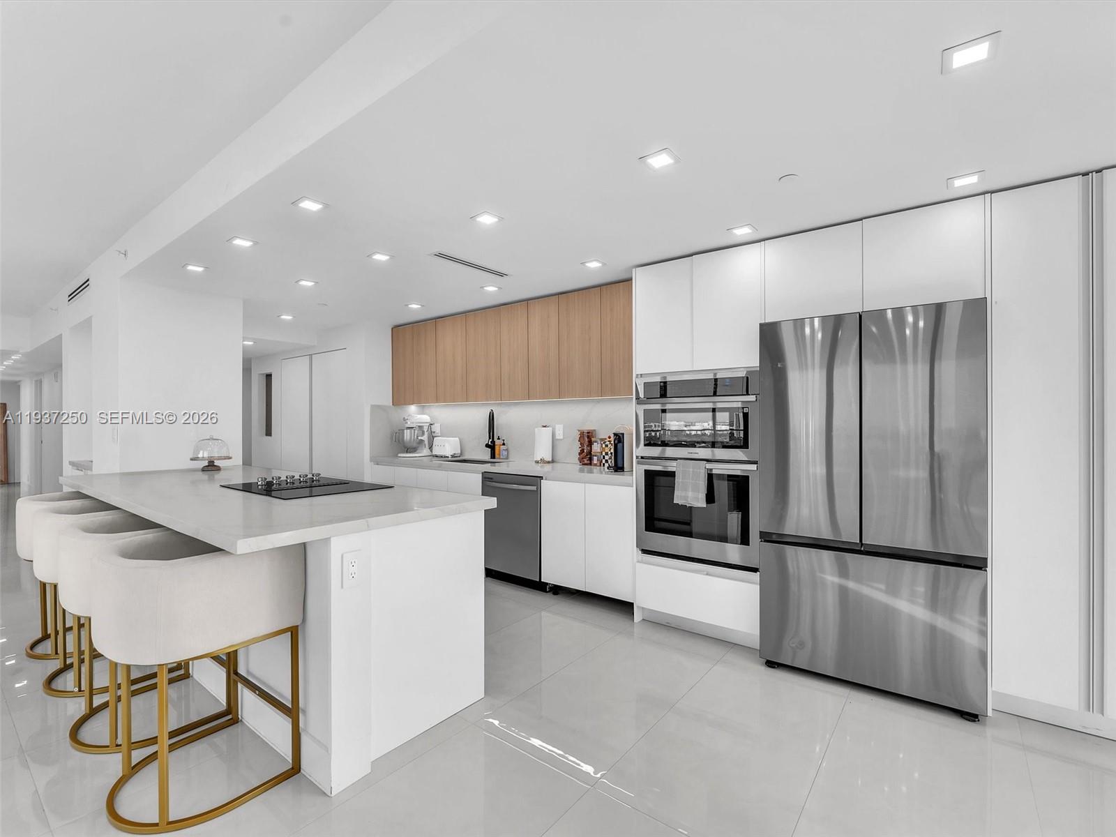 19707 Turnberry Way 22D