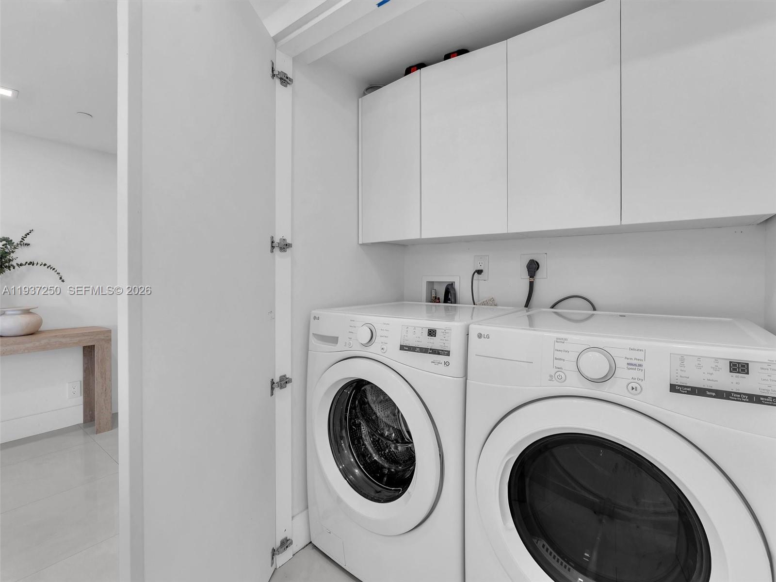 TURNBERRY ISLE - Residential