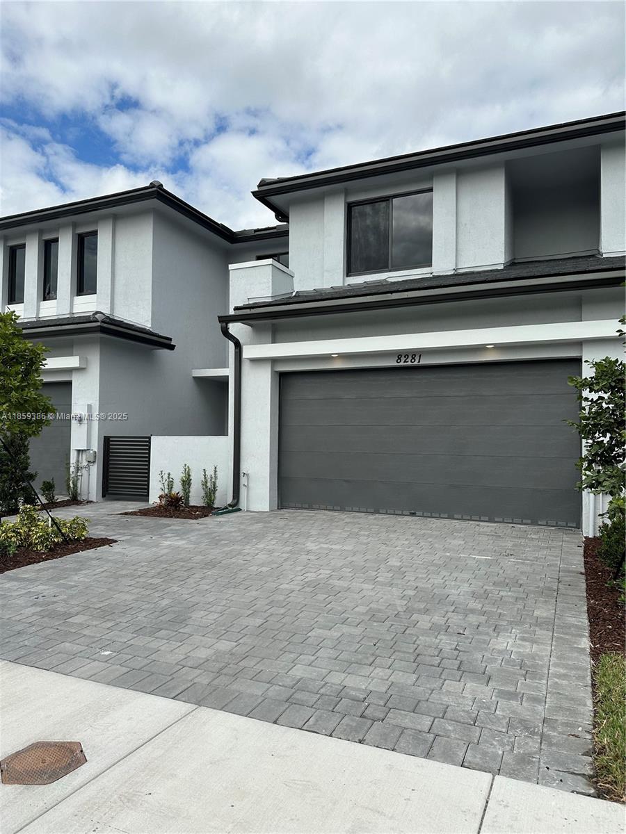 Located just off US-1 in the highly desirable Southwest Miami area near the City of Pinecrest, this modern townhouse features 3 spacious bedrooms and 2.5 bathrooms. The property is just a few years old, the home showcases impact-resistant windows and doors for added security and energy efficiency. You'll love the spectacular open-concept kitchen—a true showstopper—complete with high-end appliances and sleek finishes, perfect for entertaining and everyday living. Don’t miss this opportunity to rent a move-in ready home in a prime location with easy access to top-rated schools, shopping, dining, and major highways.