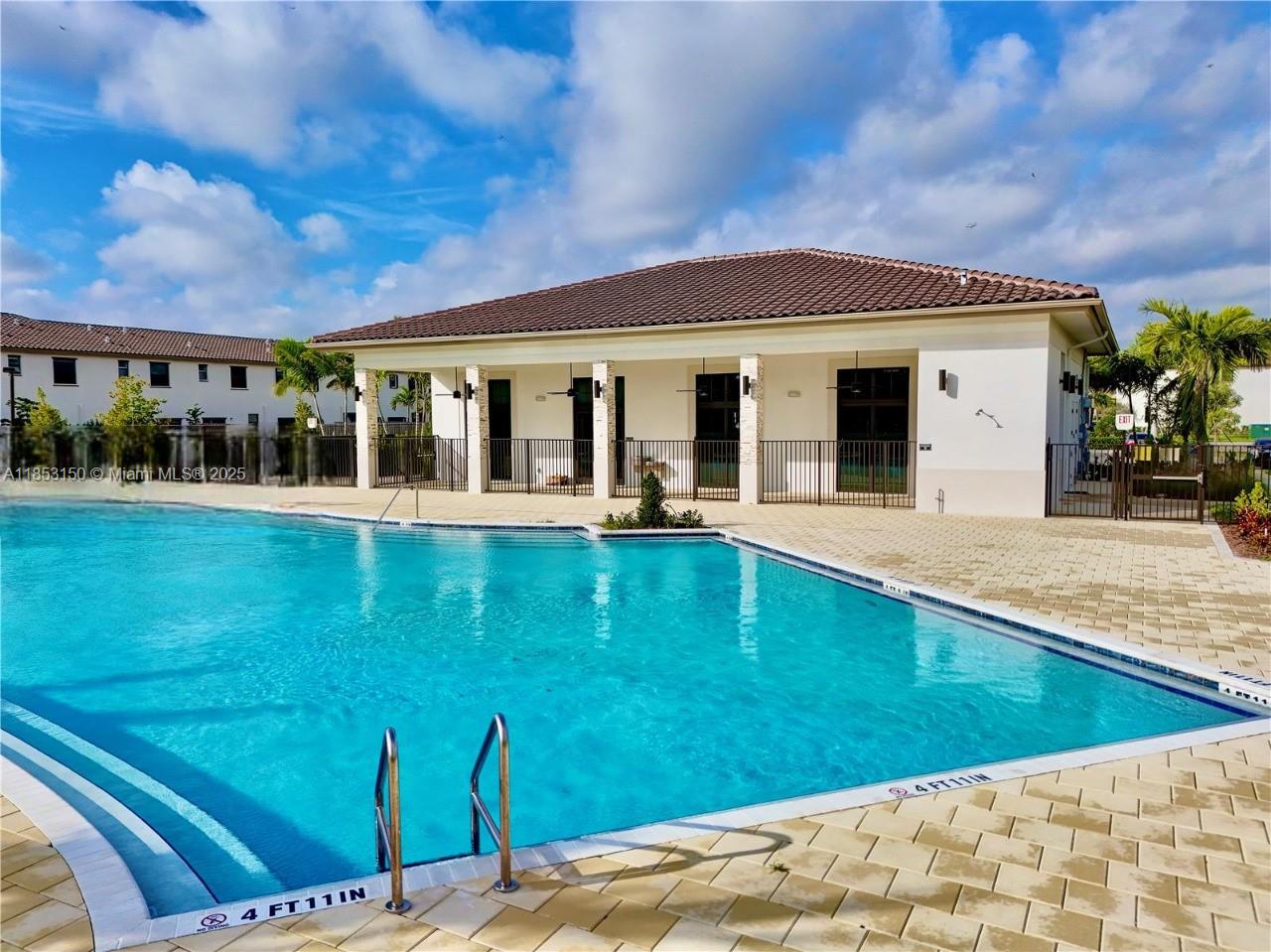 SILVER PALM RESIDENTIAL H - Residential