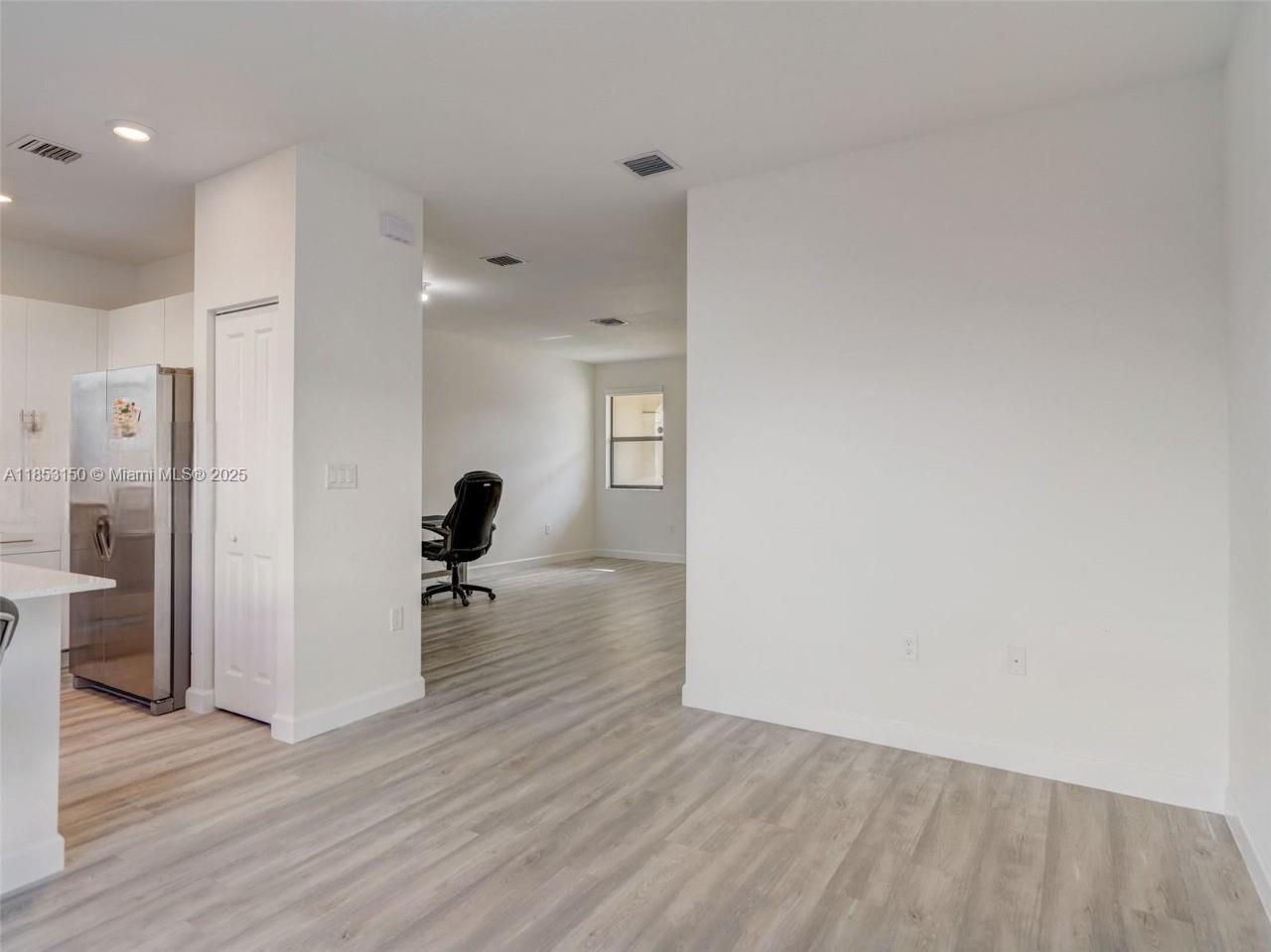 SILVER PALM RESIDENTIAL H - Residential