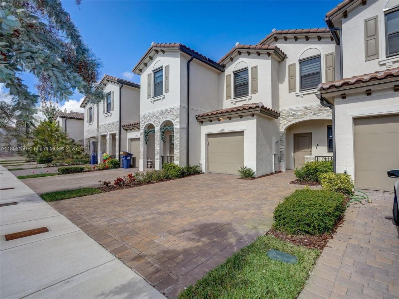 SILVER PALM RESIDENTIAL H - Residential