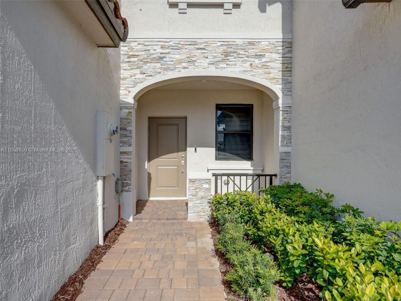 SILVER PALM RESIDENTIAL H - Residential