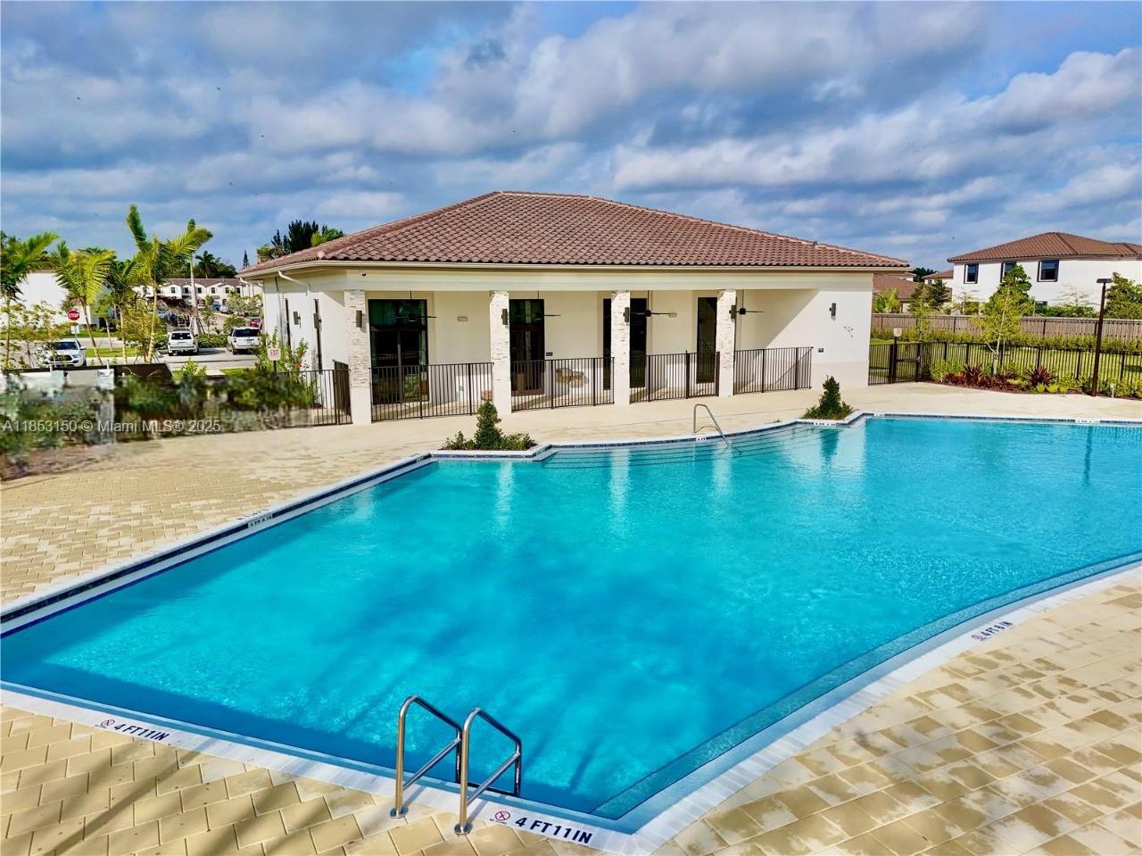 SILVER PALM RESIDENTIAL H - Residential