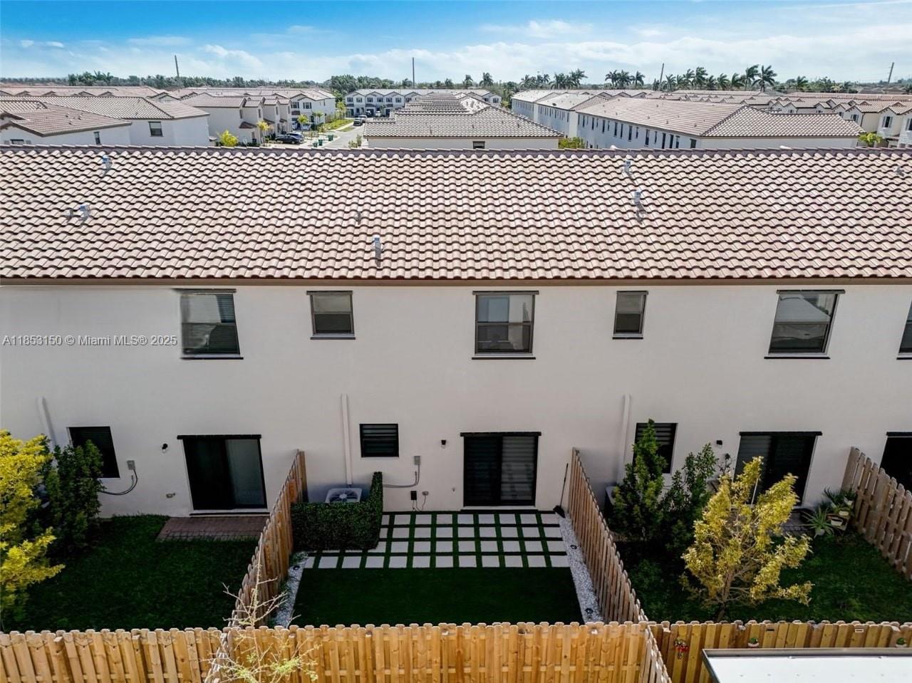 SILVER PALM RESIDENTIAL H - Residential