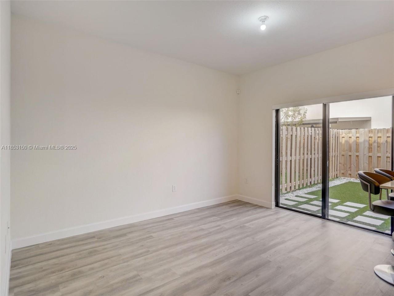 SILVER PALM RESIDENTIAL H - Residential