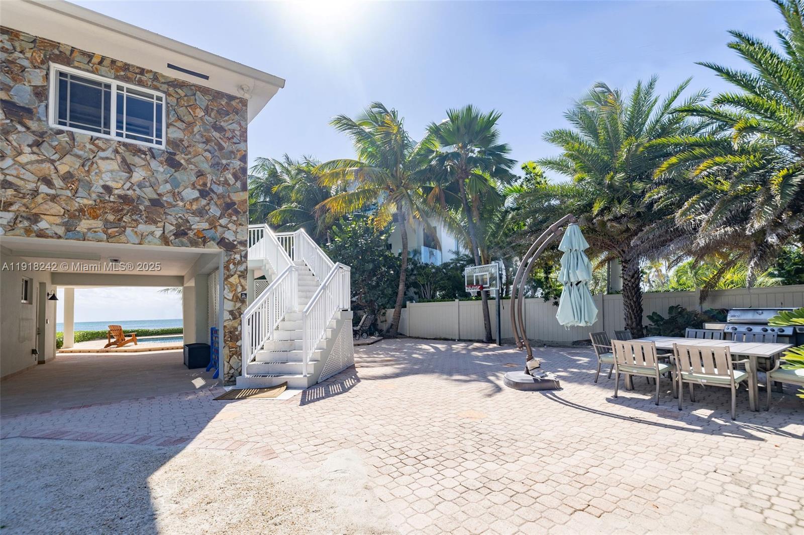 LOWER MATECUMBE BEACH - Residential