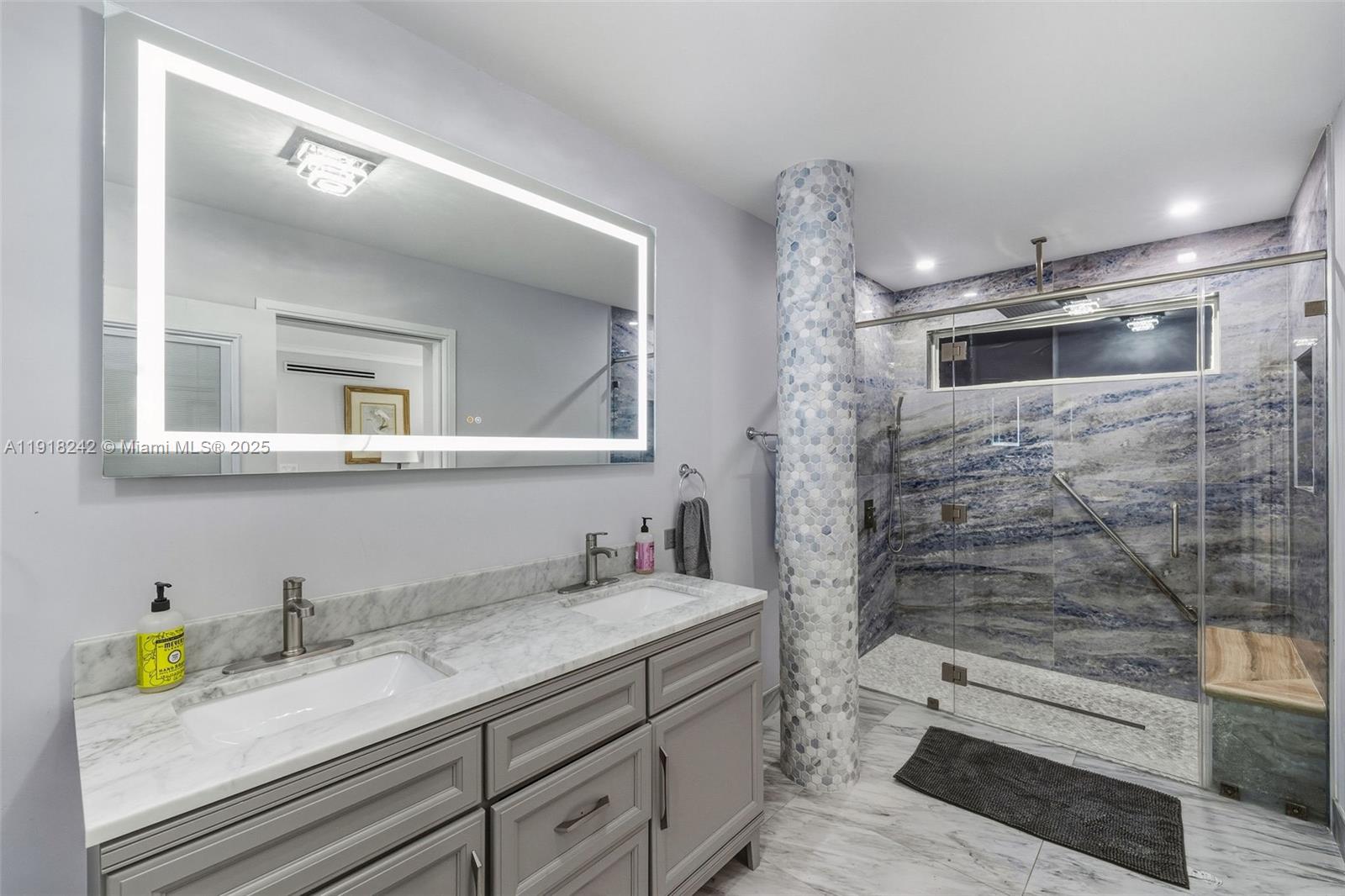 LOWER MATECUMBE BEACH - Residential