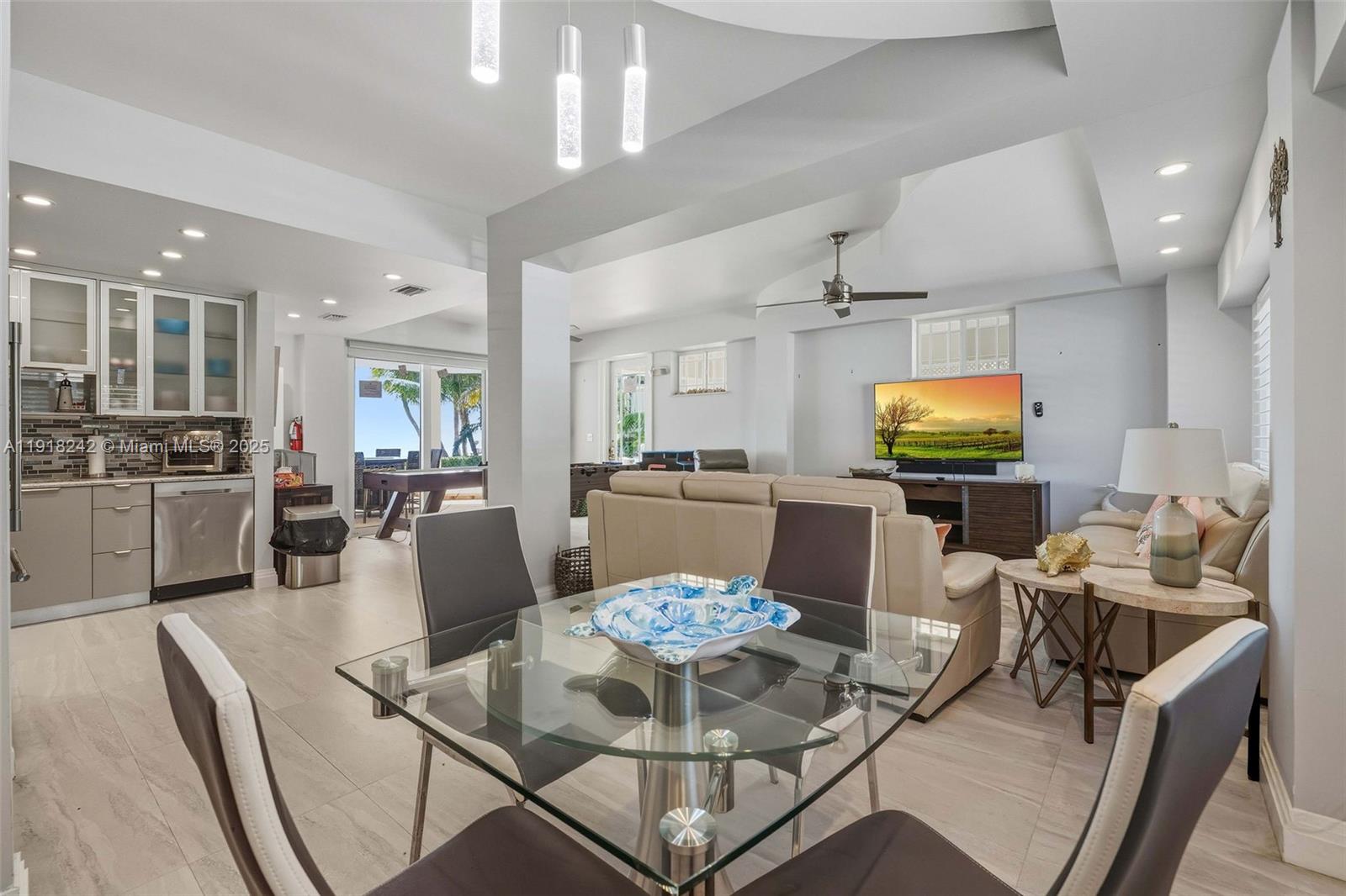 LOWER MATECUMBE BEACH - Residential