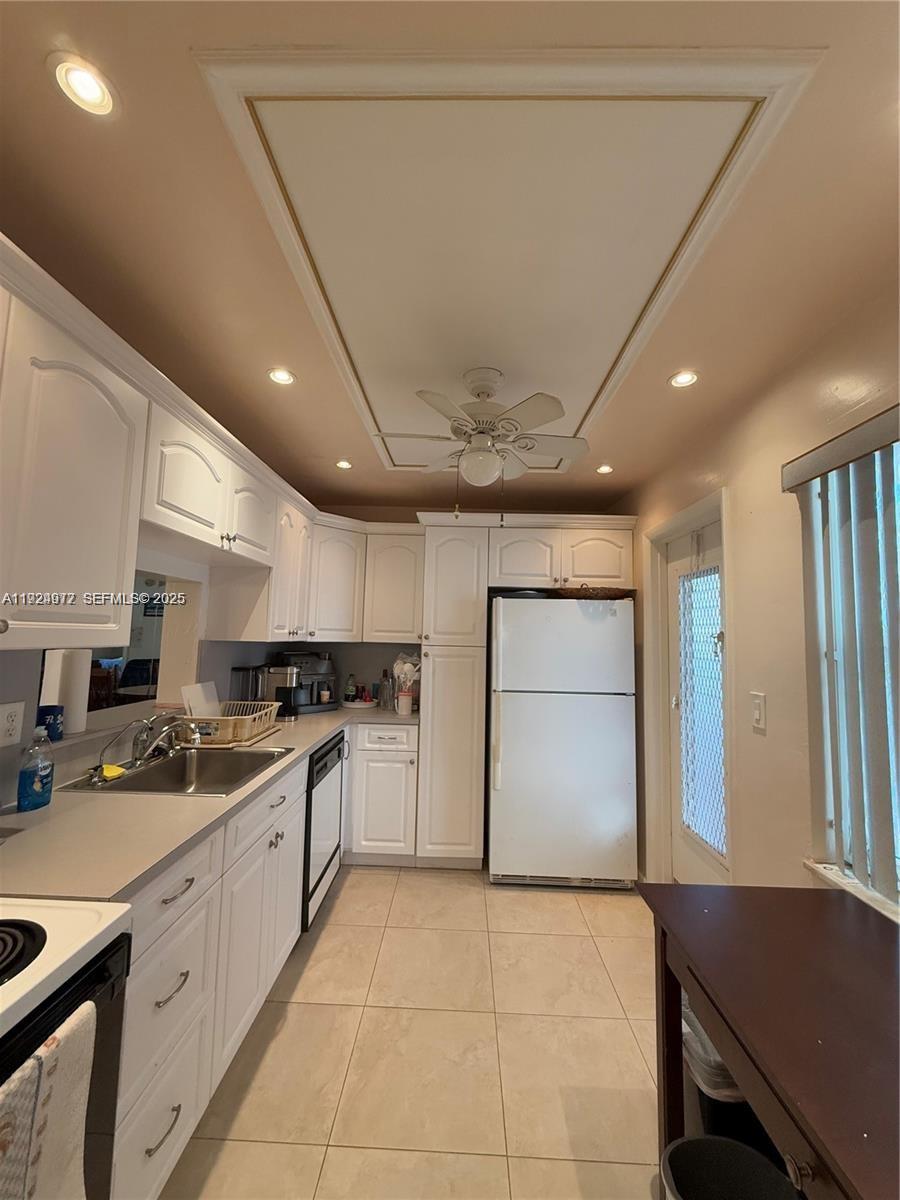 GARNET CONDO - Residential