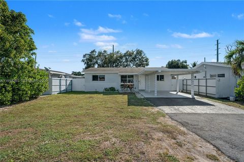 Photo of 6310 Adams St, Hollywood, FL 33023 (MLS # A11919285)