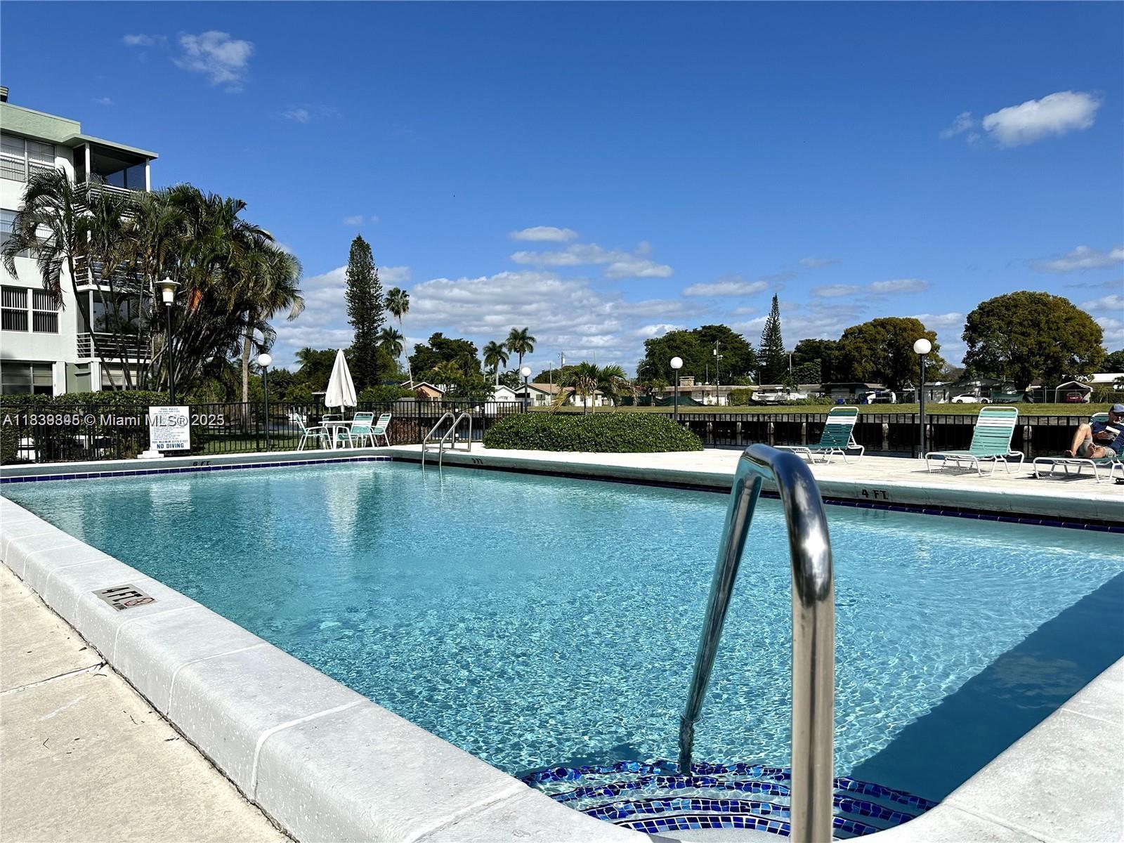 WATERGATE CONDOMINIUM NO - Residential