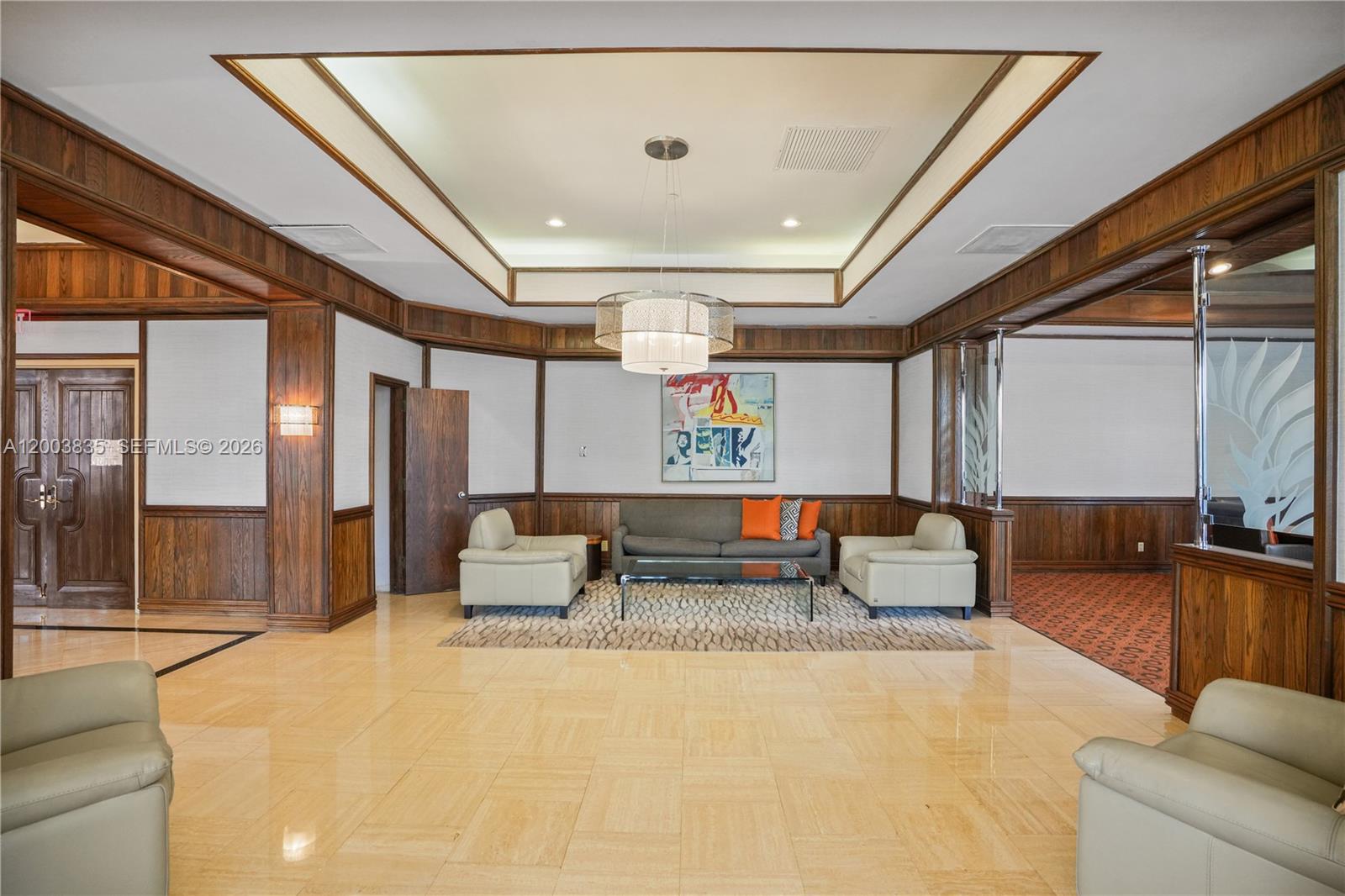 HAMPTONS WEST CONDO - Residential