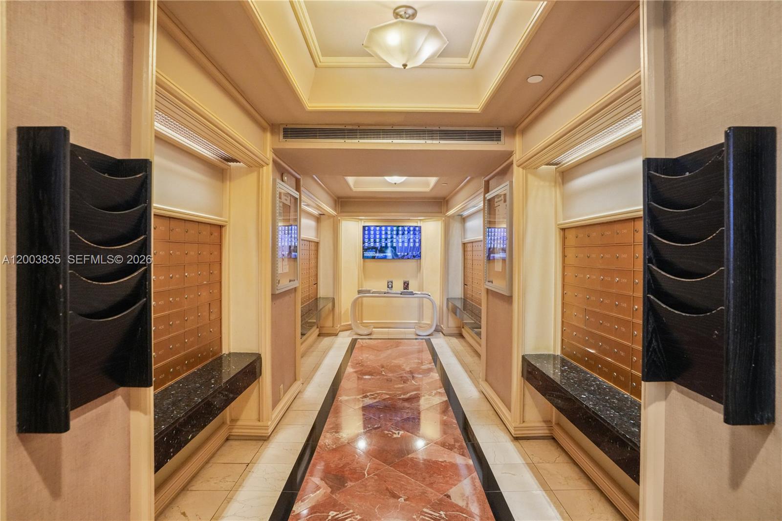 HAMPTONS WEST CONDO - Residential