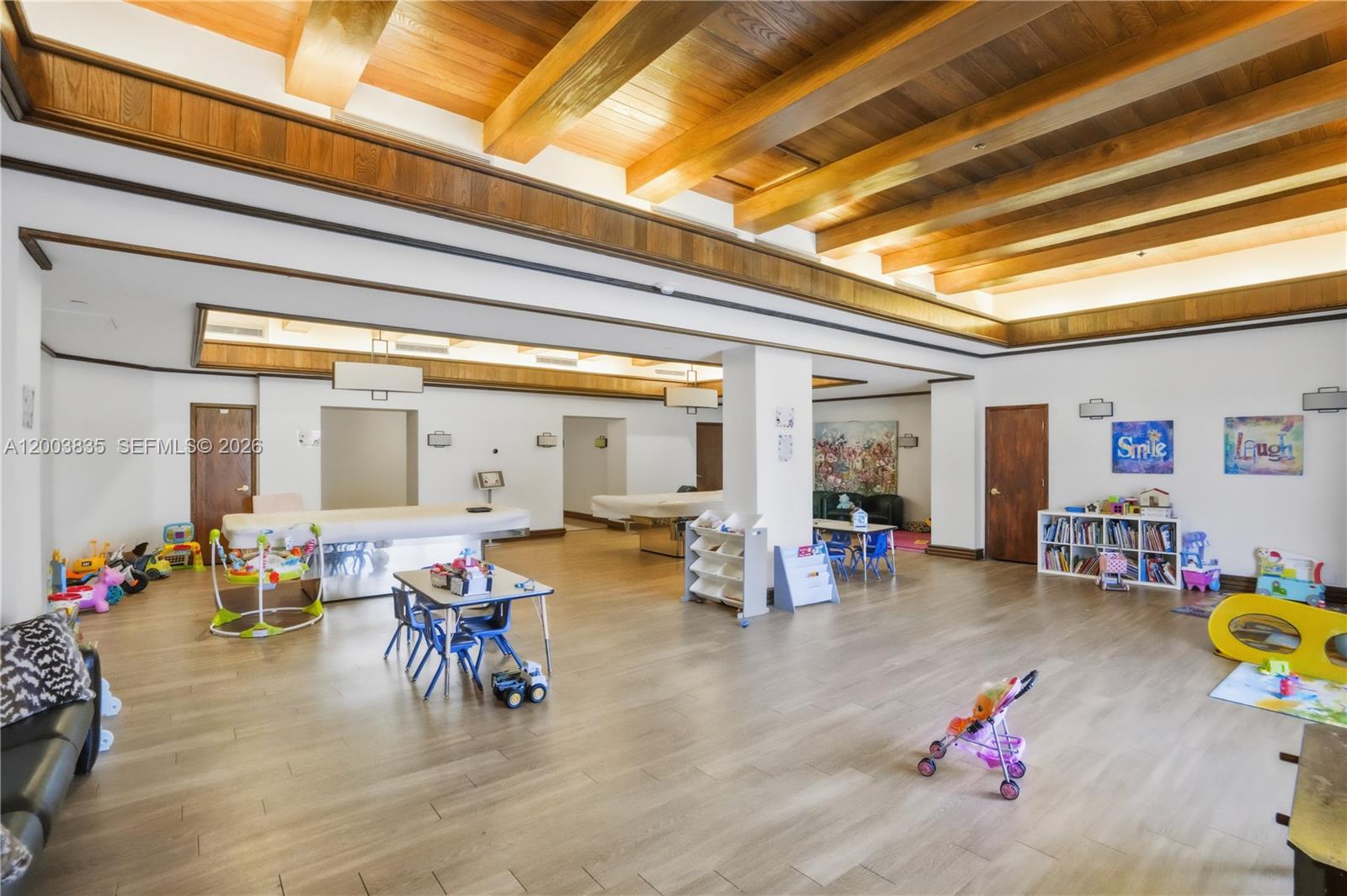 HAMPTONS WEST CONDO - Residential