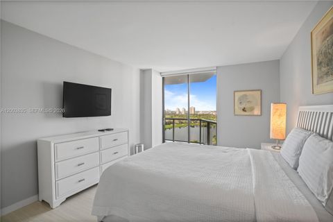 Tiny photo for 20281 E Country Club Dr #1603, Aventura, FL 33180 (MLS # A12003835)