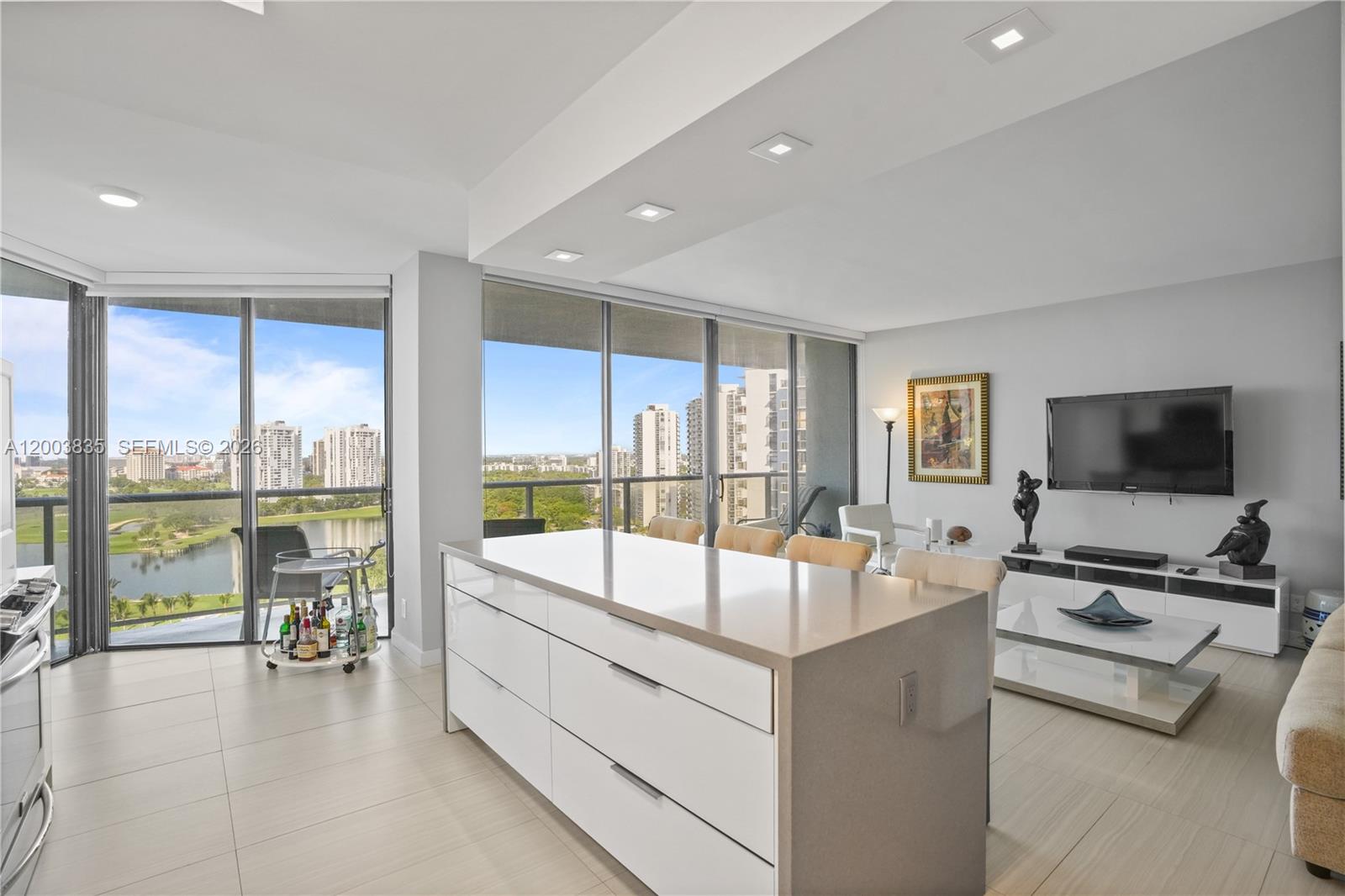 20281 E Country Club Dr 1603