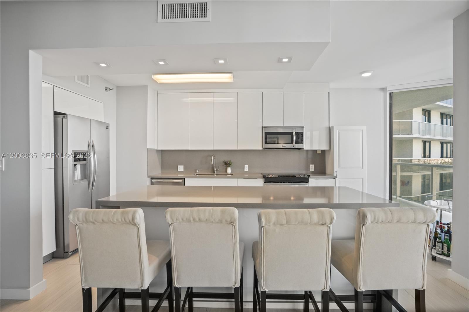 20281 E Country Club Dr 1603