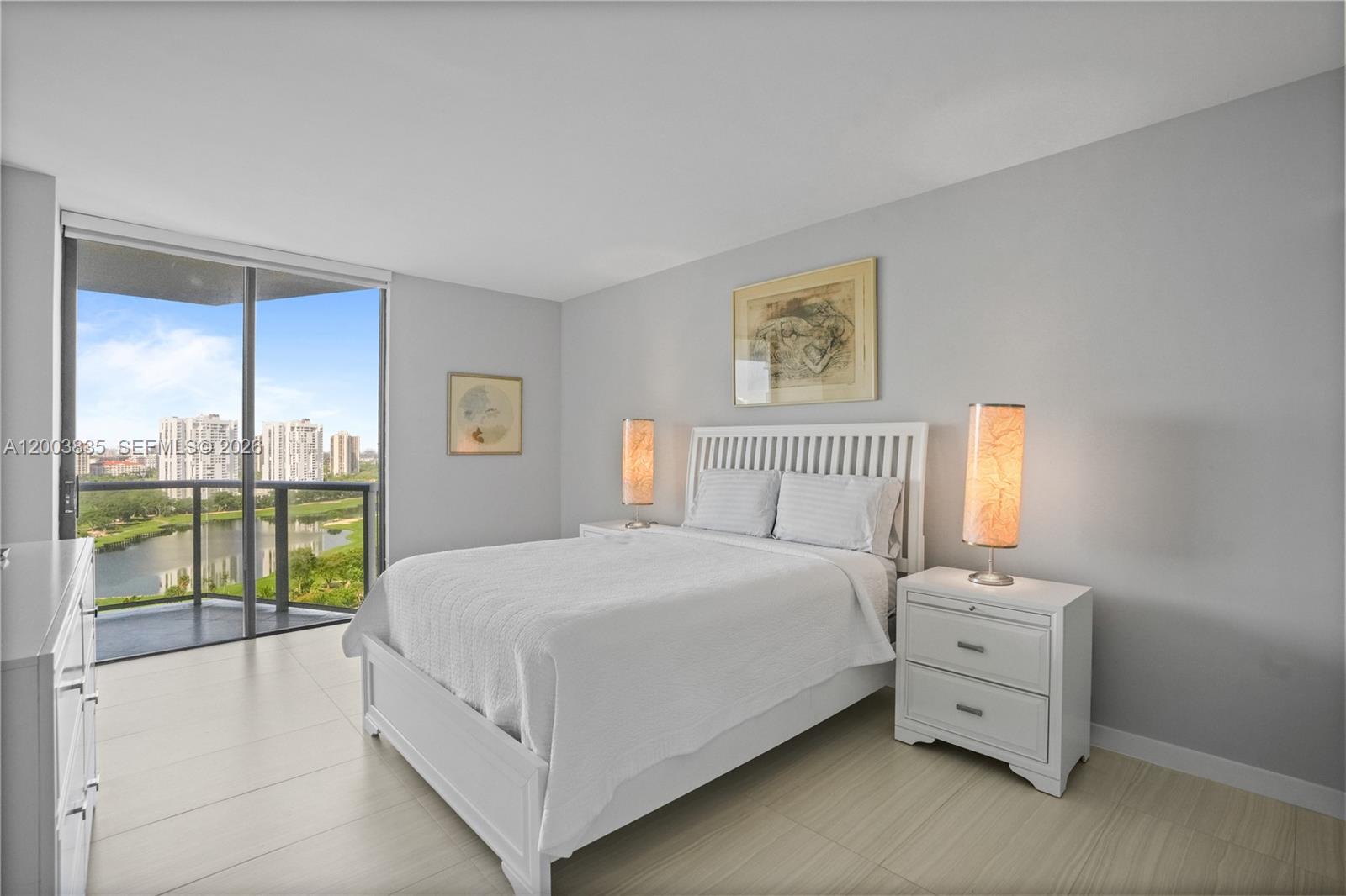 HAMPTONS WEST CONDO - Residential