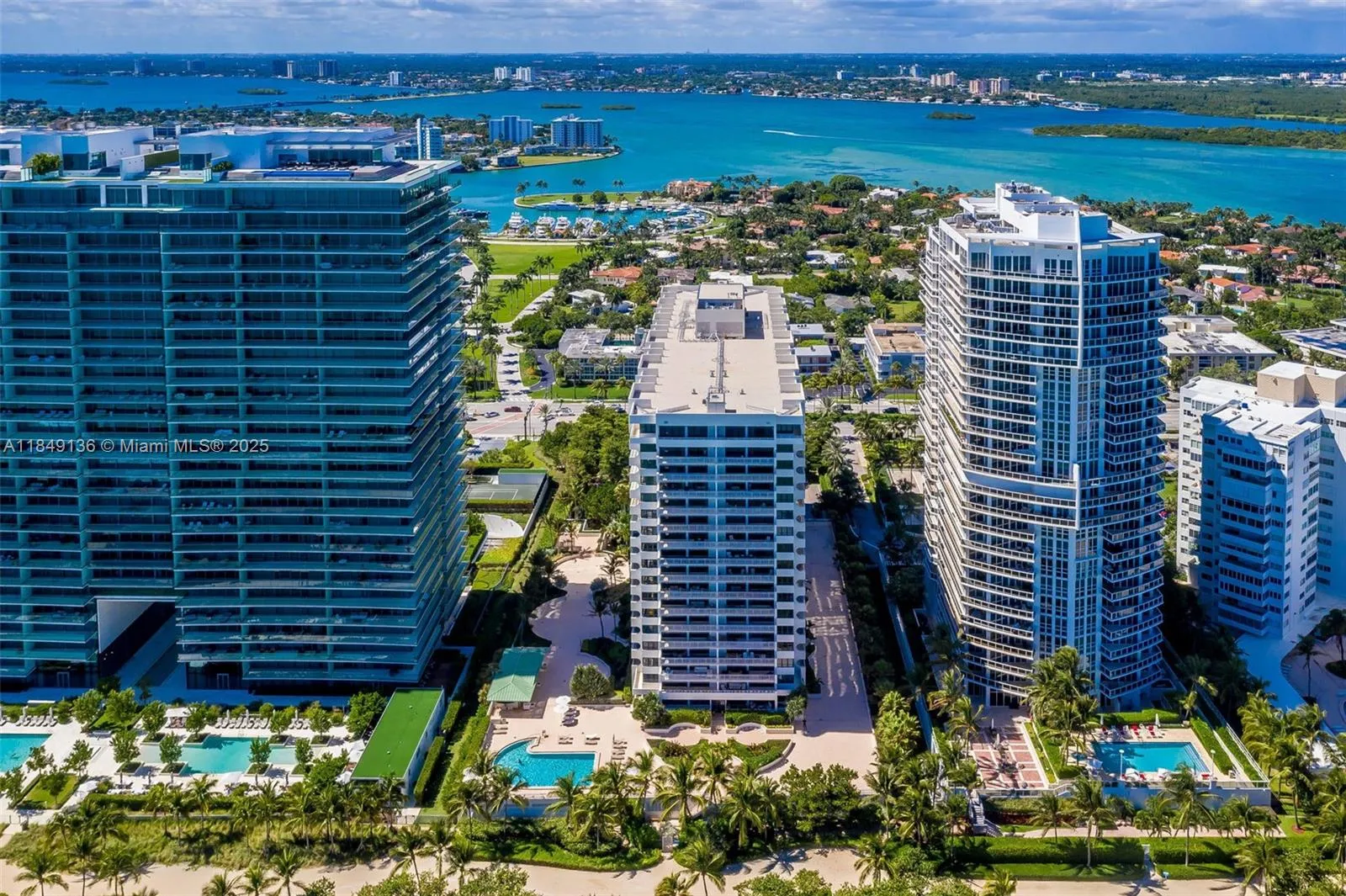 Bal Harbour, Florida 33154, United States, 3 Bedrooms Bedrooms, ,3 BathroomsBathrooms,Residential,Active,180939