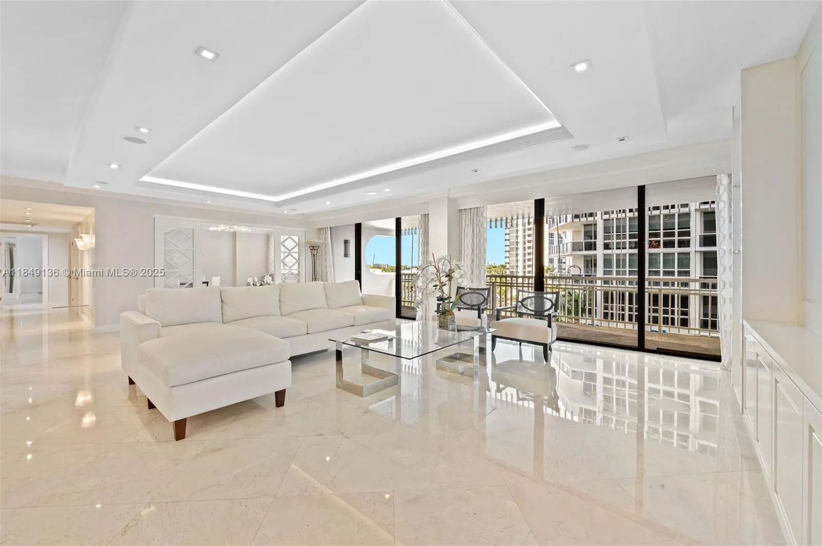 Bal Harbour, Florida 33154, United States, 3 Bedrooms Bedrooms, ,3 BathroomsBathrooms,Residential,Active,180939