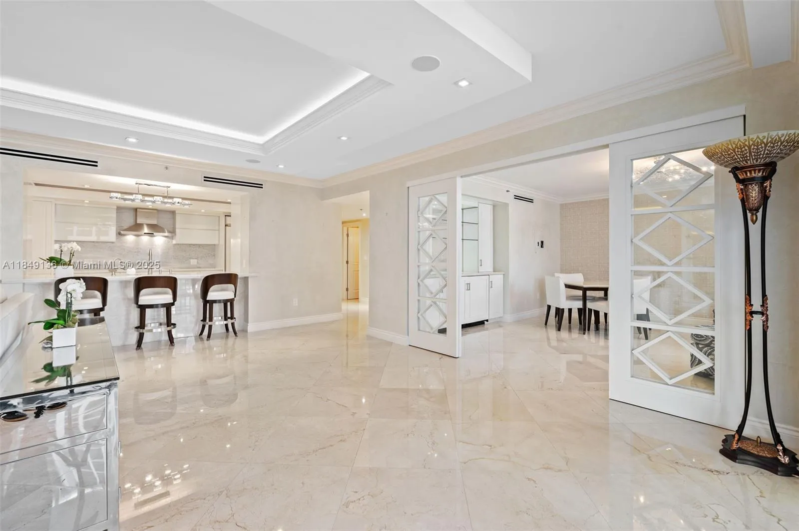 Bal Harbour, Florida 33154, United States, 3 Bedrooms Bedrooms, ,3 BathroomsBathrooms,Residential,Active,180939