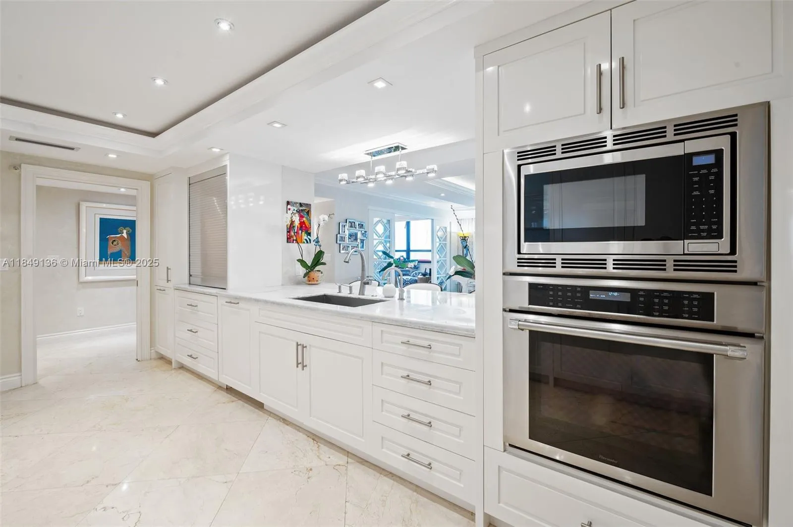 Bal Harbour, Florida 33154, United States, 3 Bedrooms Bedrooms, ,3 BathroomsBathrooms,Residential,Active,180939