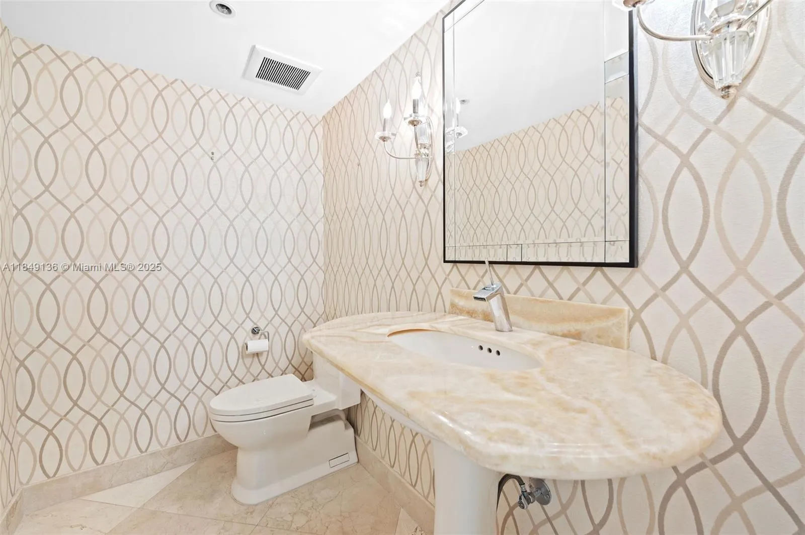 Bal Harbour, Florida 33154, United States, 3 Bedrooms Bedrooms, ,3 BathroomsBathrooms,Residential,Active,180939